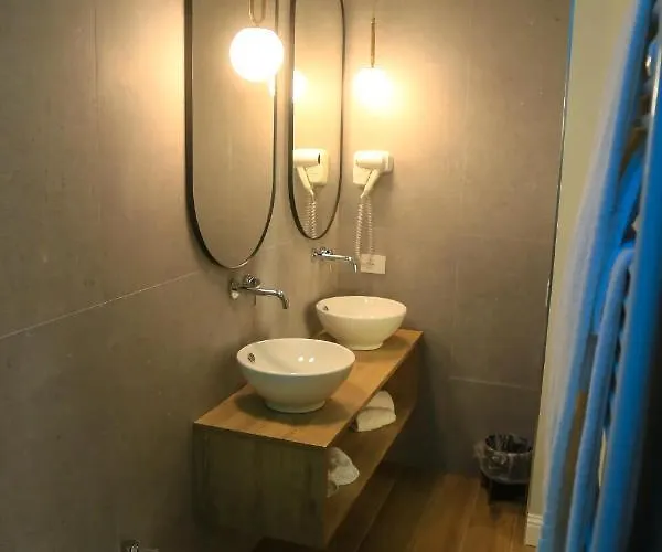 Krysos Luxury לינה וארוחת בוקר