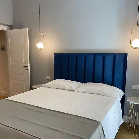 Krysos Luxury Couette-café