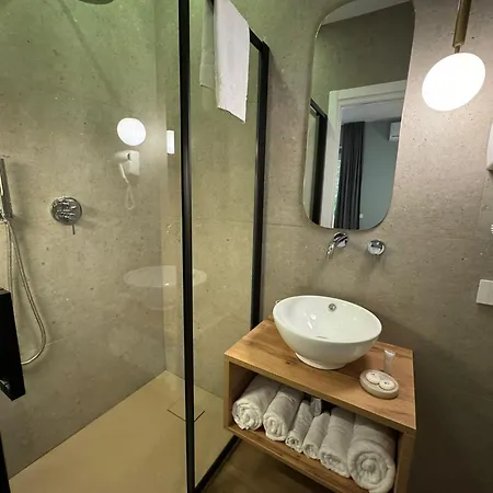 Couette-café Krysos Luxury 4*