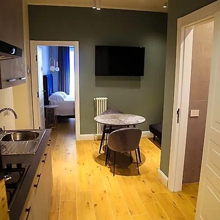 Krysos Luxury Bed & Breakfast 4*